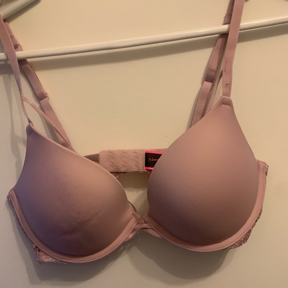 LaSenza and Victoria’s Secret Bras 34B-32D - Picture 4 of 6